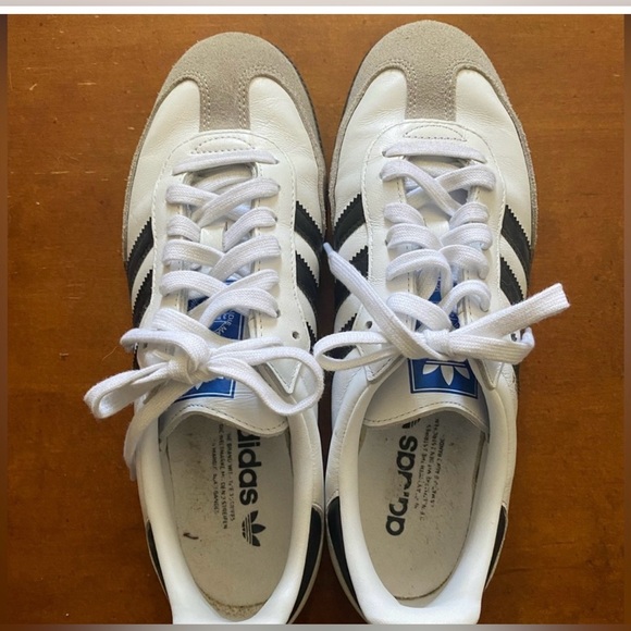 adidas Shoes - Adidas samba